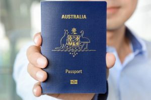 ¿Es legal la prohibición de viajes internacionales de Australia?  Intervienen expertos