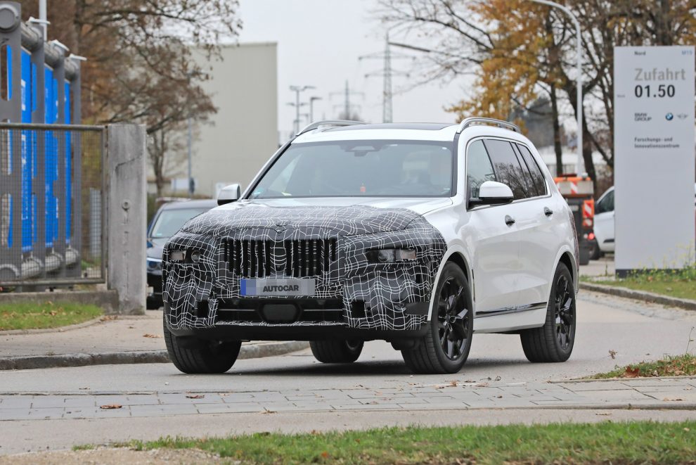 El BMW X7 2022 comienza las pruebas en carretera con un nuevo frontal