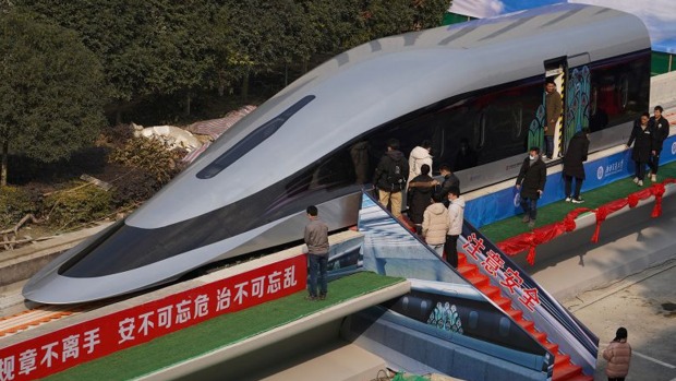 El tren más rápido del mundo: China presenta el prototipo de levitación magnética de 620 km / h