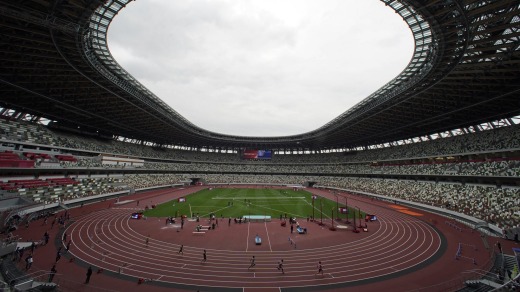 El nuevo estadio nacional de Tokio durante un evento de prueba la semana pasada.  Se ha prohibido a los espectadores internacionales ...