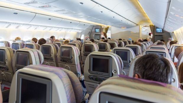 Las aerolíneas han informado de un fuerte aumento en el número de pasajeros que se portan mal en los vuelos en los últimos meses, incluidos ...