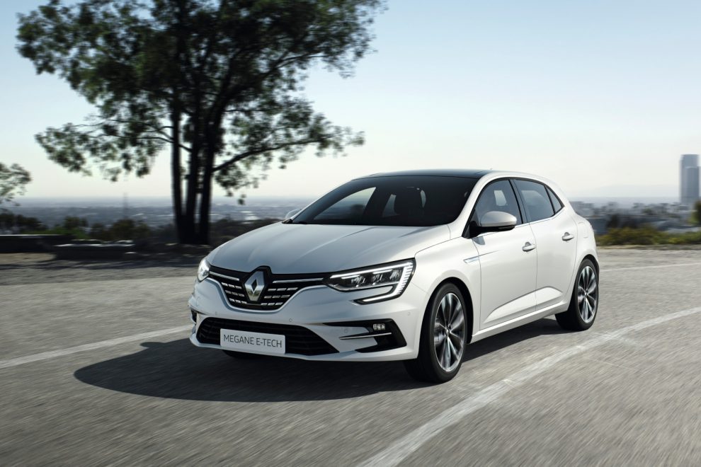 Renault Megane solo se vuelve híbrido con la nueva opción E-Tech PHEV