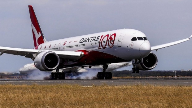 Qantas planea reanudar 12 rutas internacionales en diciembre.