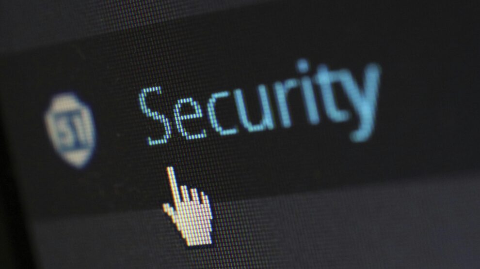 Candado seguridad digital ciberseguridad ordenador